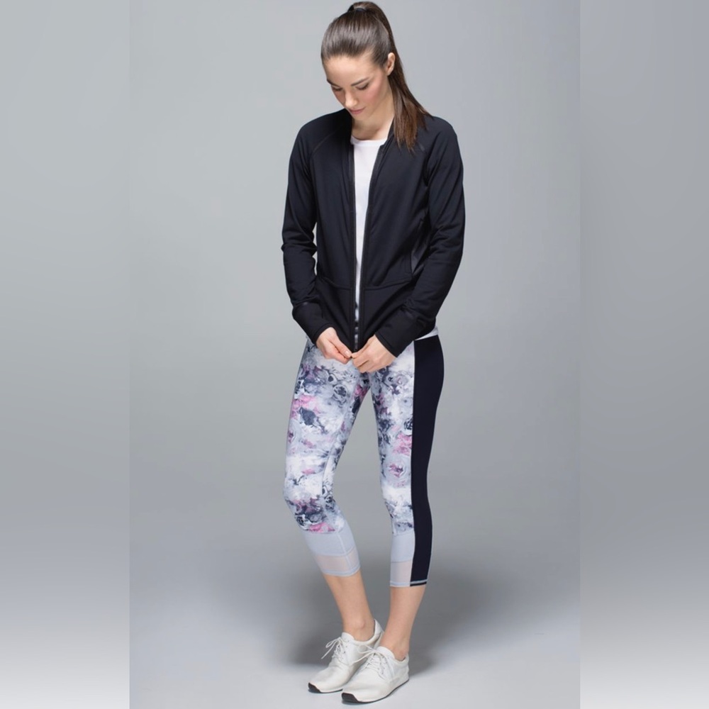 lululemon athletica Black & Floral Print Cropped Leggings